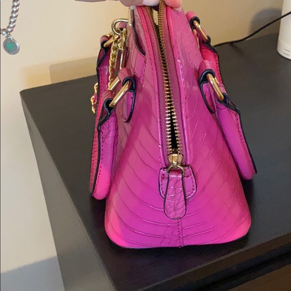 Bag - Picture 2 of 5